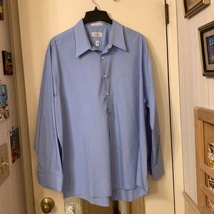 Van Heusen Men’s Long Sleeve Shirt